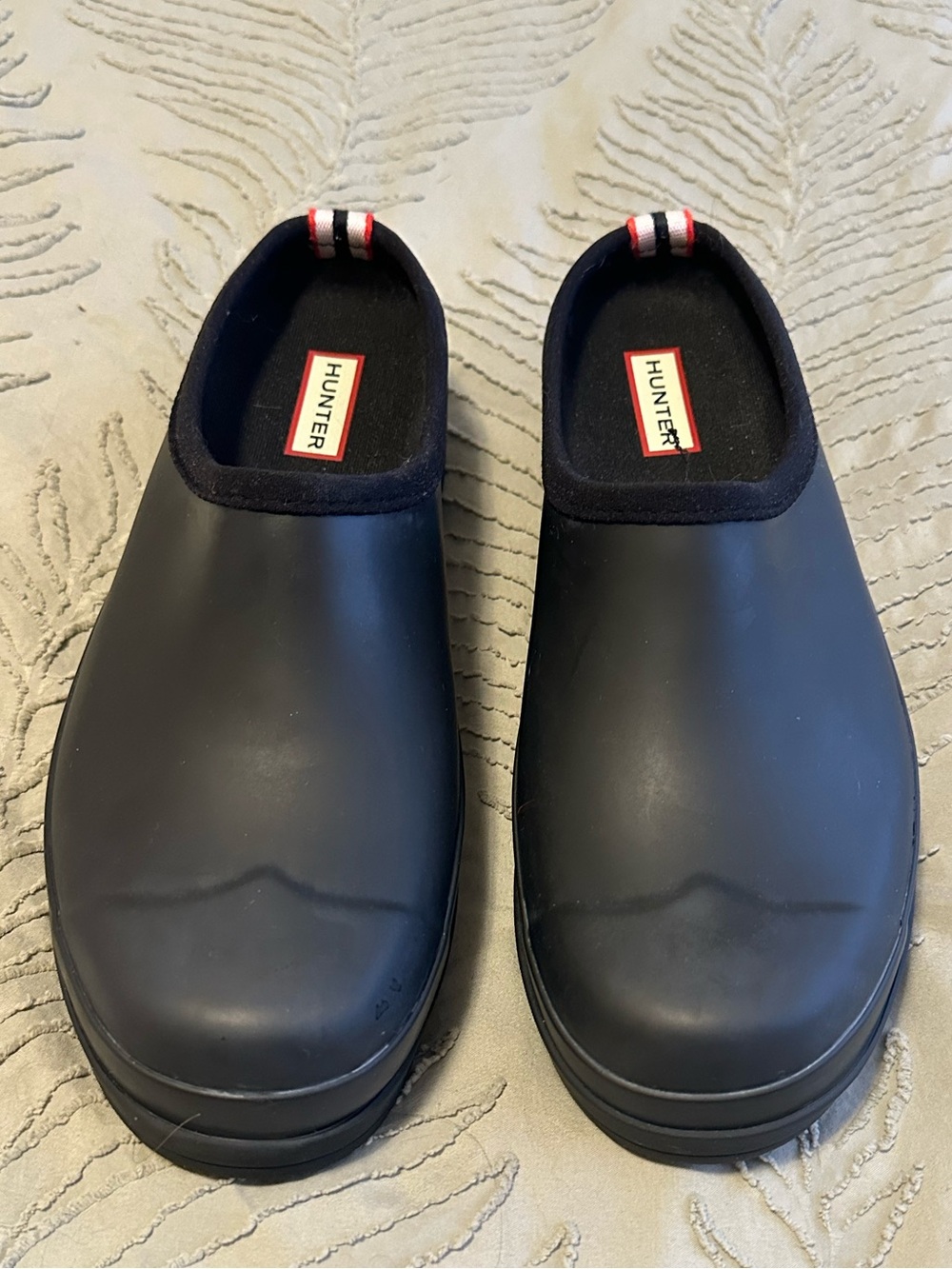 Black Hunter Play Clog, size 43 (10 Men’s/12 Women’s)